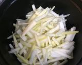 大根使い切り♡皮と茎のきんぴら作り方1写真