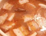 厚切り豚バラ肉でもさっぱり！旨辛味噌鍋作り方6写真