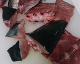 簡単！ブリのアラの甘辛煮。作り方1写真