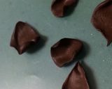 【究極のバレンタイン】チョコ製ブラ作り方12写真