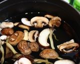 白菜とキノコの味噌汁(배추버섯된장국)作り方3写真