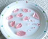 超簡単お菓子の家♪春のロールケーキハウス作り方9写真