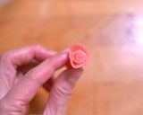 マジパンで作る美しいバラ作り方6写真