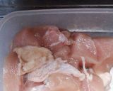 鶏胸肉のガーリックオイル煮作り方1写真