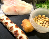 なぜ、かれいの煮付けにちくわと大豆が？作り方1写真