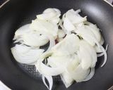 ご飯がすすむ【豚バラと玉ねぎ炒め】作り方2写真