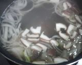 一番人気!玉ねぎしいたけ麩たまごのみそ汁作り方3写真