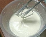 アレンジ色々♪なめらかヨーグルクリーム作り方1写真