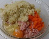 簡単！柔らか～ 鶏と豚肉のハンバーグ作り方3写真