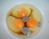 かにみそ入りだしまき卵作り方1写真