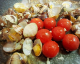 あさりとミニトマトのガーリック酒蒸し作り方2写真