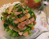春菊とベーコンの美味しい炒め作り方6写真