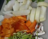 ウインナーと大根葉っぱ入り！煮込らーめん作り方1写真