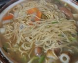 ウインナーと大根葉っぱ入り！煮込らーめん作り方12写真