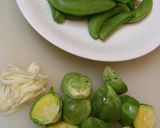 ♪スナップえんどうと芽キャベツの炒め物♪作り方4写真