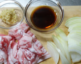 定番おかずのコラボ☆豚キムチの生姜焼き作り方1写真