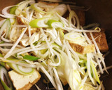 節約、もやしと厚揚げの豆板醤炒め作り方3写真