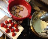 ホワイトチョコ『いちごシャンデ』風作り方1写真