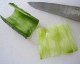 きゅうりの飾り切りでお刺身のわさび台♫作り方11写真