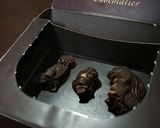 ゴディバで作るゴジラ型チョコレート作り方15写真