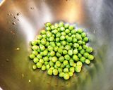 グリーンピースと新じゃがの春の煮物作り方1写真