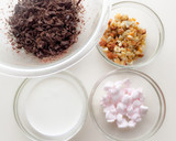 ざくざくナッツのチョコレートサラミ作り方1写真