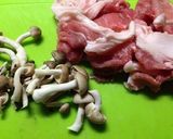 簡単☆豚肉としめじのオイスターソース炒め作り方1写真