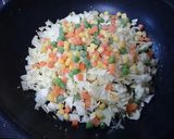 余った生ハムとキャベツのチャーハン作り方4写真