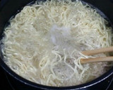 冷やし中華☆きんぴらごぼうのせ☆作り方1写真