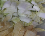 たまごと白菜とおあげの味噌汁作り方1写真