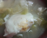 たまごと白菜とおあげの味噌汁作り方6写真