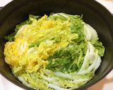 白菜ぎっしりのブリしゃぶつみれ鍋作り方1写真