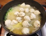 白菜ぎっしりのブリしゃぶつみれ鍋作り方3写真
