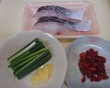 漢方医お勧め薬膳！枸杞炖鱈魚作り方1写真
