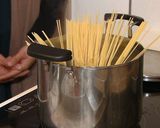 ホワイトミートソーススパゲティー作り方1写真