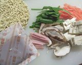 マルちゃん生麺ごまだれ冷やしで酸辣湯麺作り方1写真