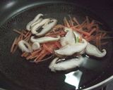 マルちゃん生麺ごまだれ冷やしで酸辣湯麺作り方2写真