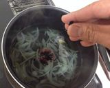 玉ねぎ、ワカメ、油揚げの味噌汁作り方5写真