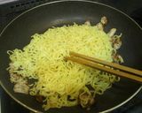 白ねぎ　豚肉　焼き中華麺作り方6写真