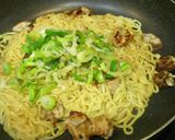 白ねぎ　豚肉　焼き中華麺作り方7写真