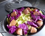 ストウブでキャベツとウィンナーの巣ごもり作り方1写真