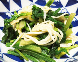 辛子酢味噌和え！ほうれん草とえのき作り方3写真