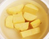 お弁当にも！さつまいもの油揚げ詰め作り方1写真