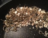 プラス一品☆豆苗のジャコ炒め作り方1写真