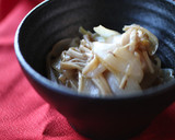 新玉ねぎとえのきのカレー醤油炒め煮作り方4写真
