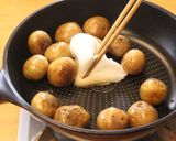コロコロじゃがいもの香ばしテリ焼き作り方6写真