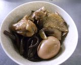 乾物料理　乾燥蕨と鶏腿肉、卵の煮物作り方4写真