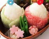 しずく型おにぎりでお雛様弁♪作り方5写真