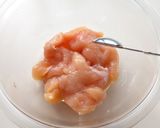 おうち居酒屋☆鶏ささみの梅しそロール作り方4写真