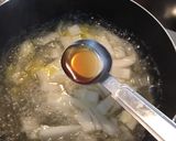 白菜と春雨の酸味スープ♡ラー油かけ作り方2写真